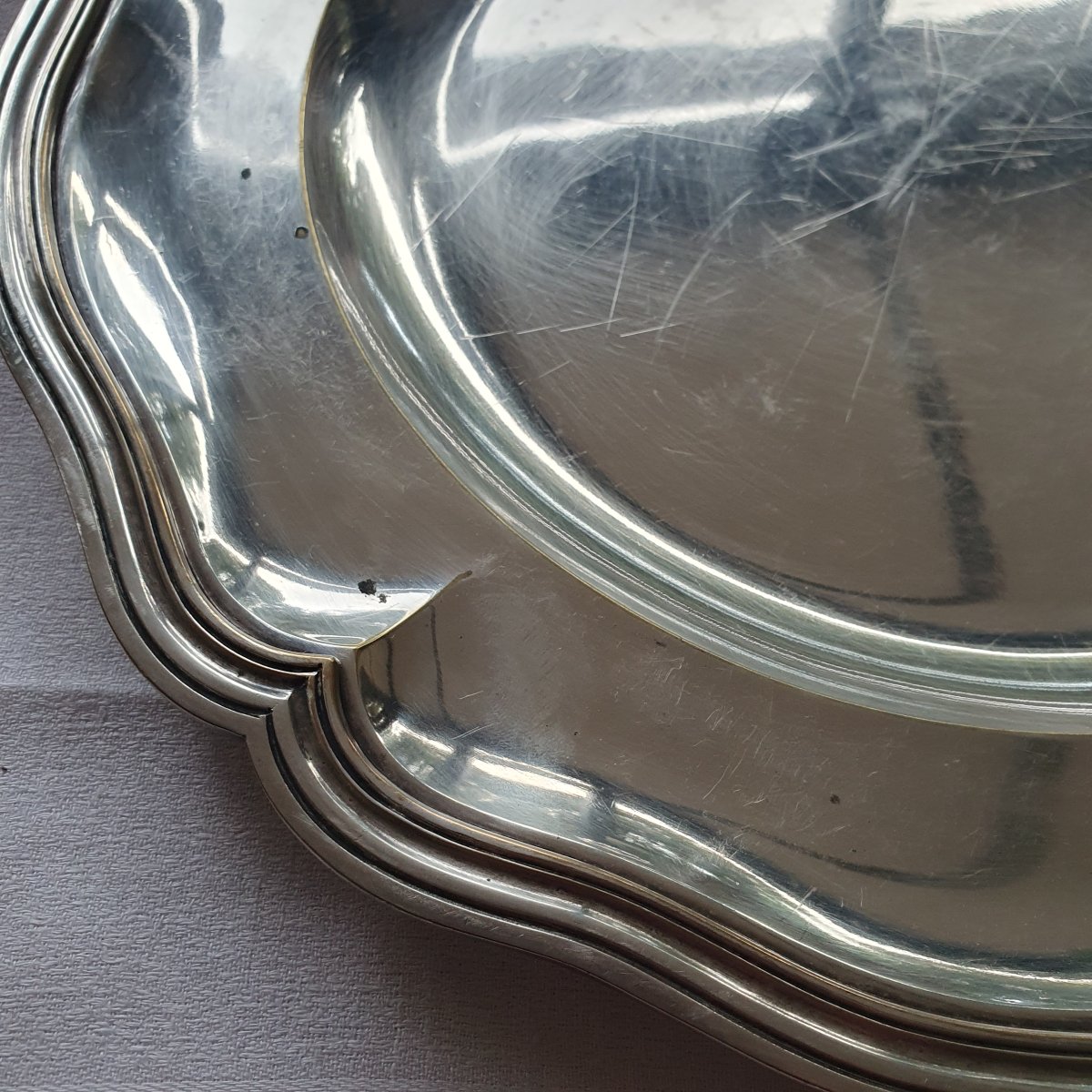 Large Round Silver-colored Metal Dish-photo-2