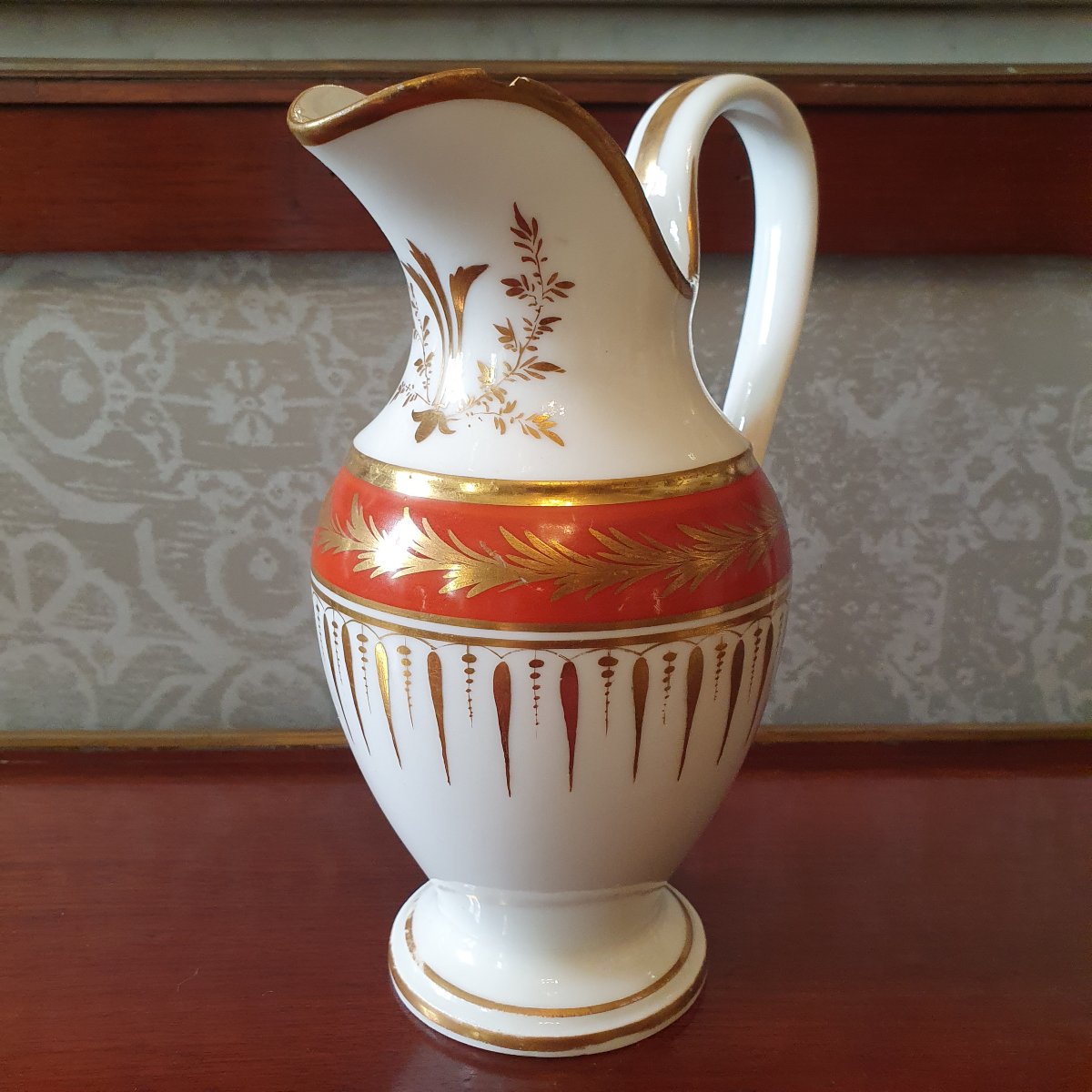 Pichet à lait porcelaine  19e siècle