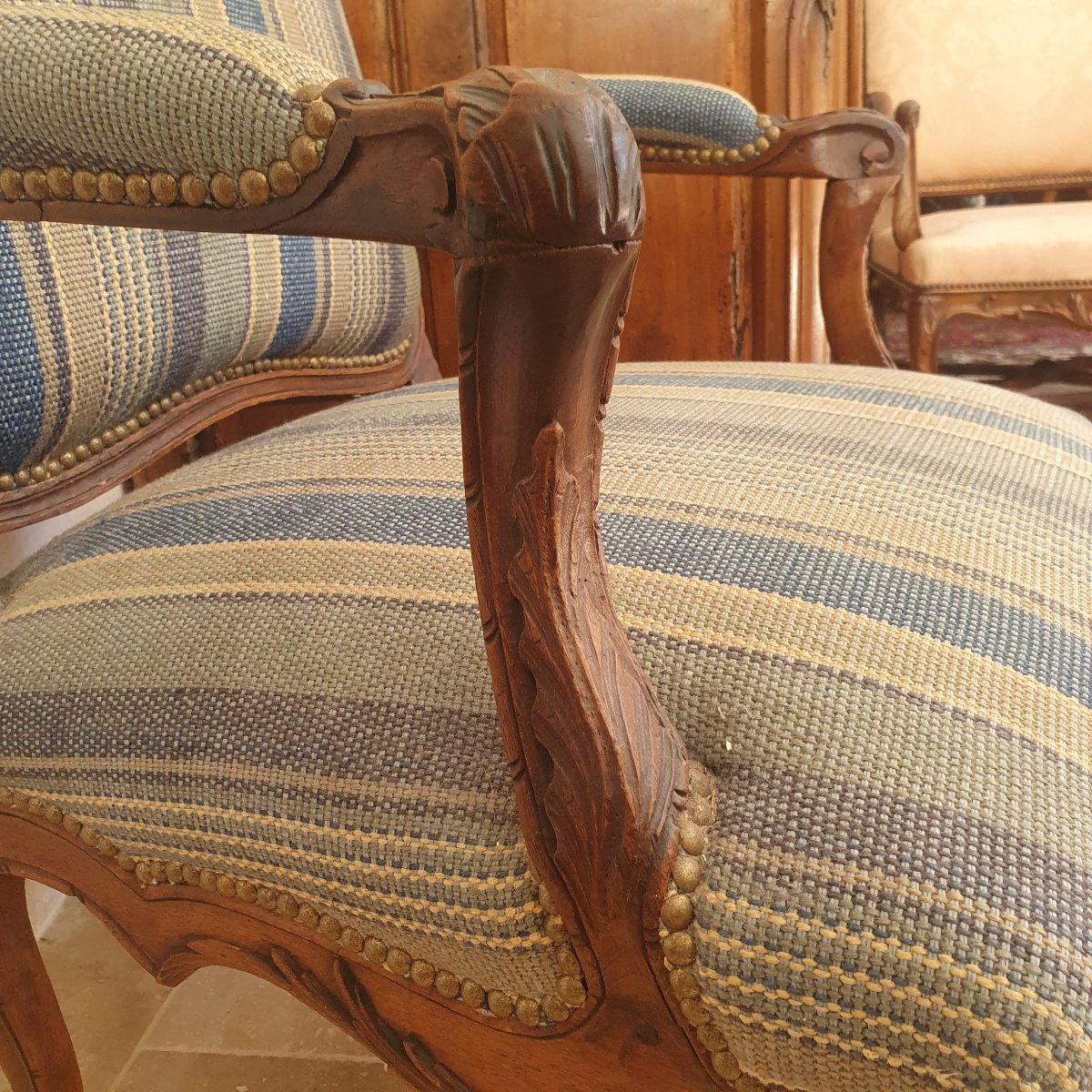 Fauteuil " à la Reine " XVIIIe siècle-photo-1