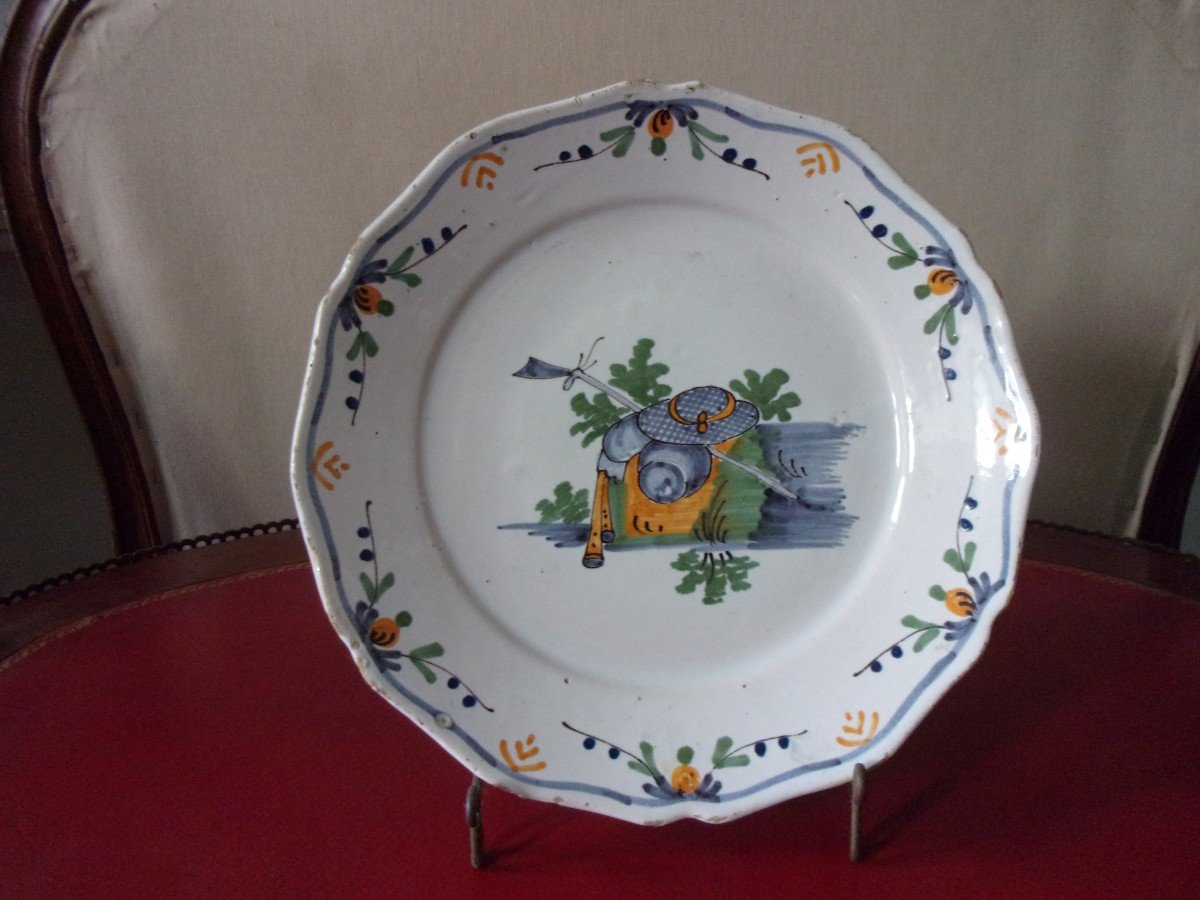 Assiette Nevers XVIIIe Siècle