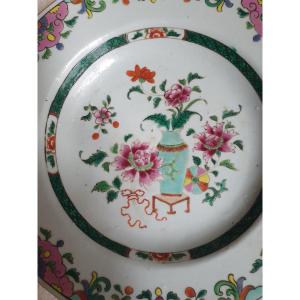 Assiette Chine Famille rose  18e siècle