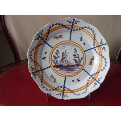 18th Century Nevers Plate