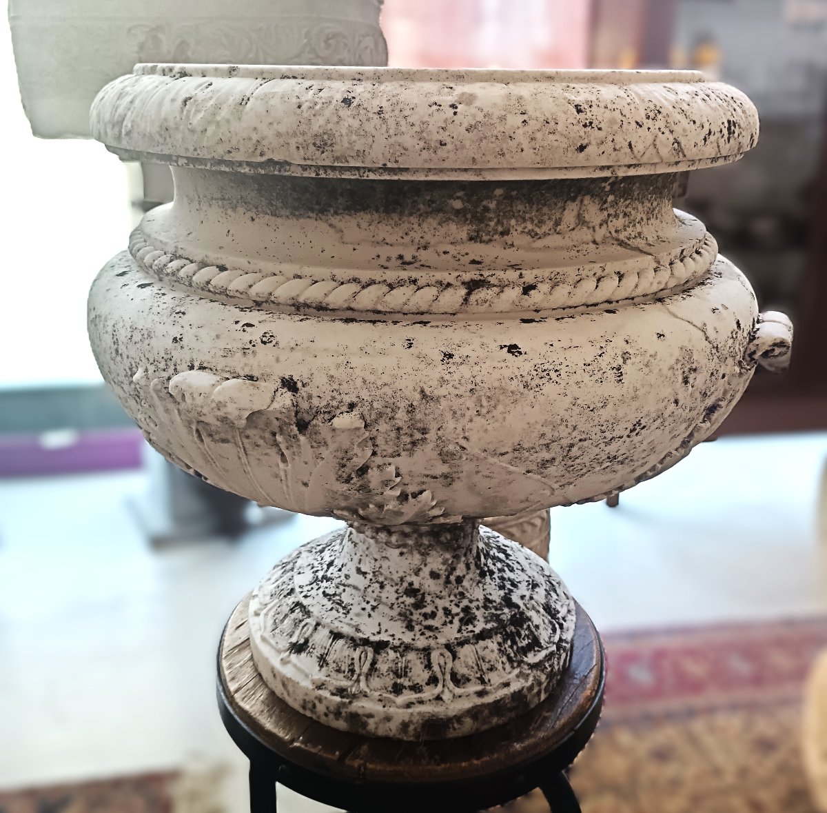 Grand vase néoclassique Piedmont