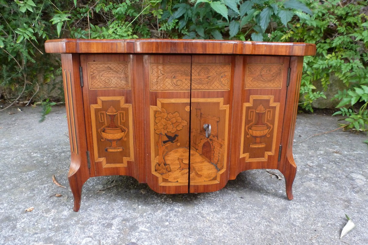 Commode miniature aux armes de France circa 1850