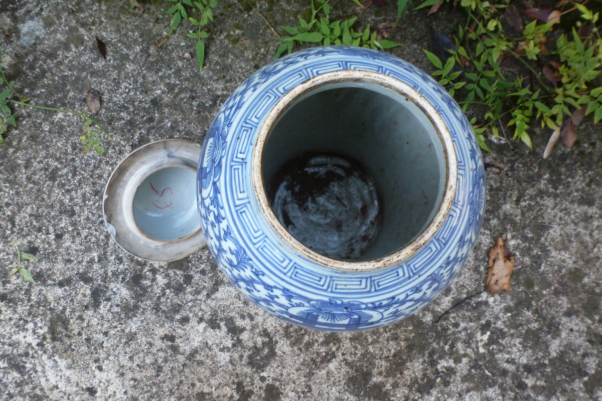 19th Century Vase -photo-2