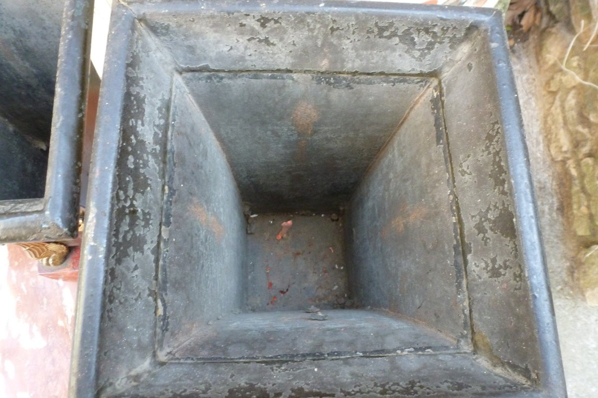 Pair Of Large Sheet Metal Vases From The Empire Period.-photo-2