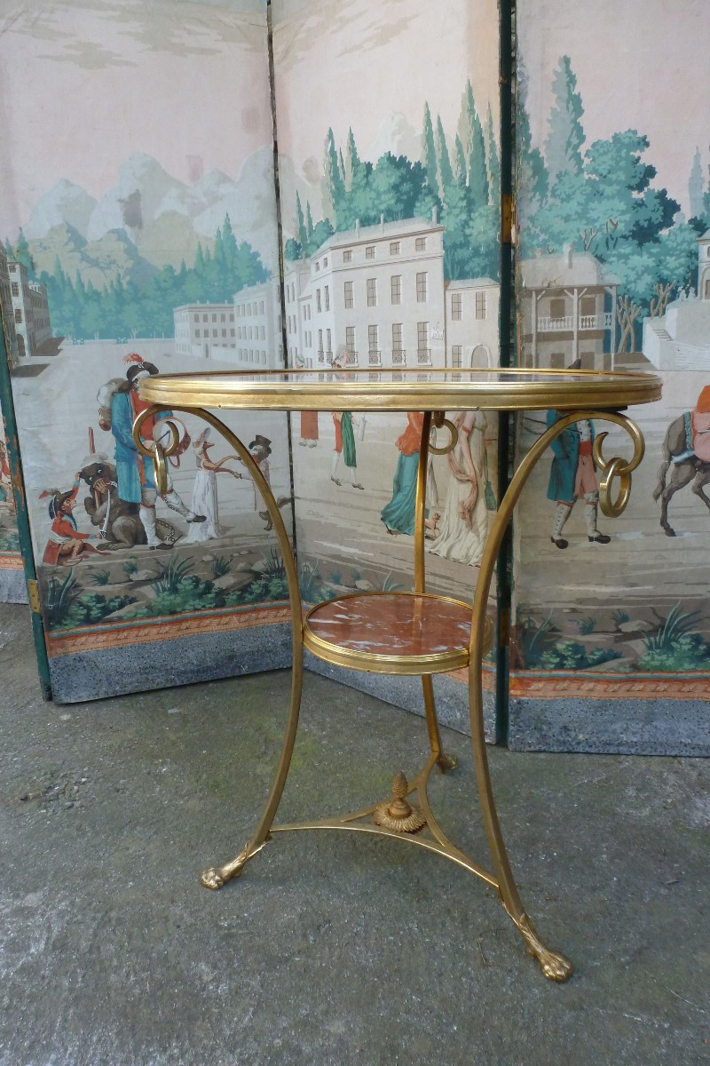 Gueridon  en bronze de style directoire .