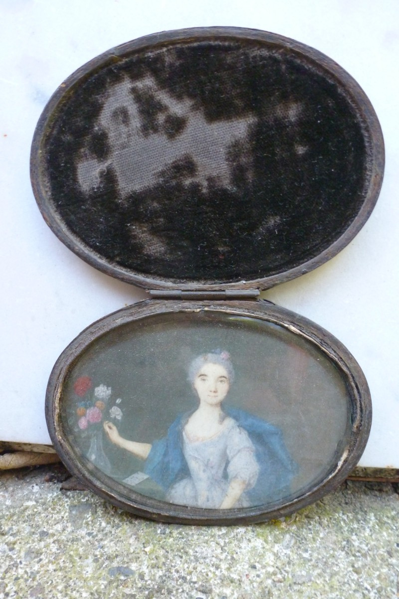 Miniature In 18th Century Case