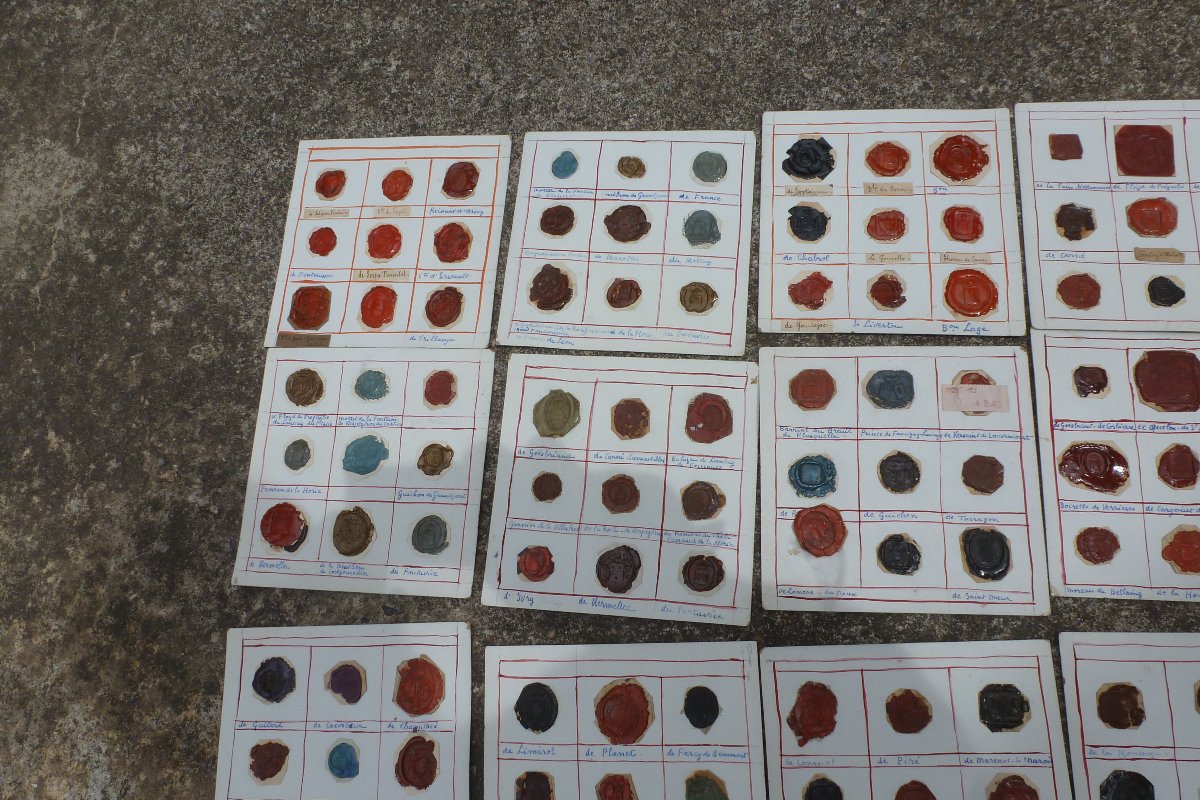 Collection Of 35 Seal Impression Plates -photo-2
