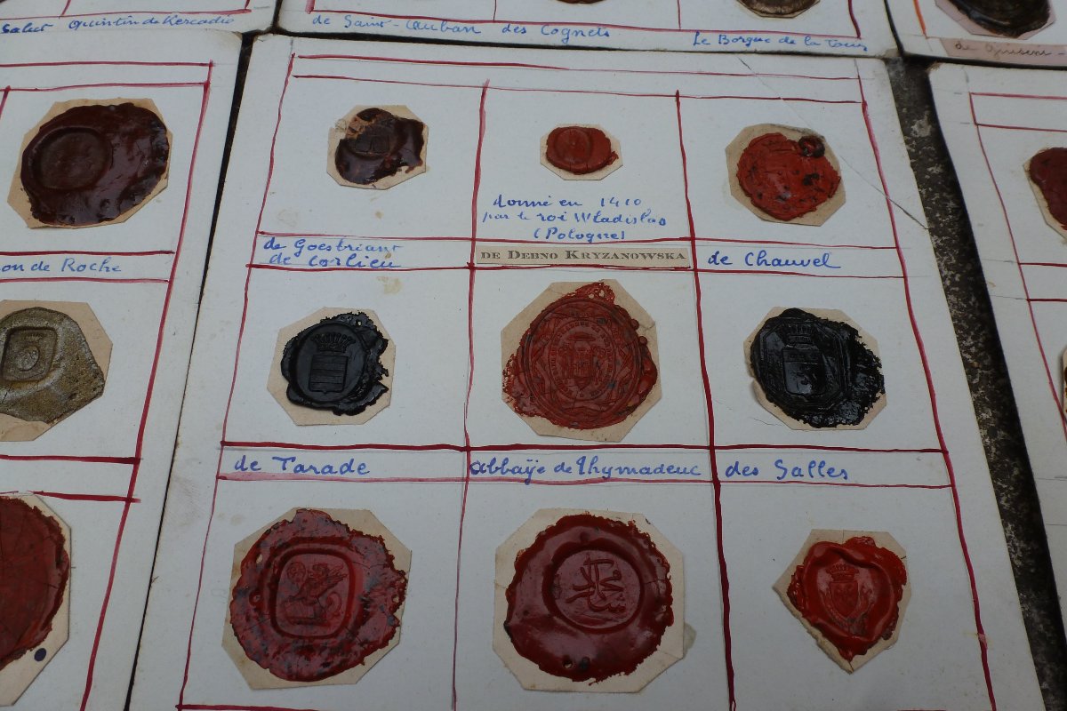 Collection Of 35 Seal Impression Plates -photo-5