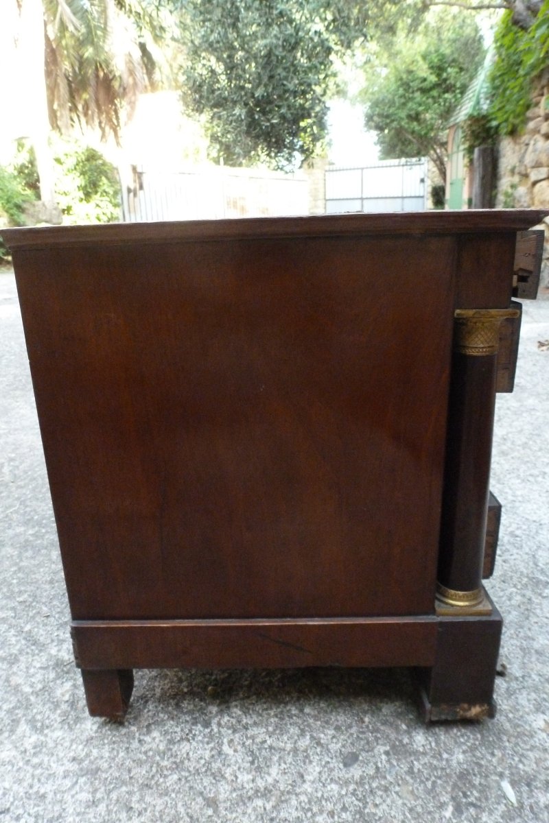 A Small Version Of An Empire-style Chest Of Drawers-photo-3