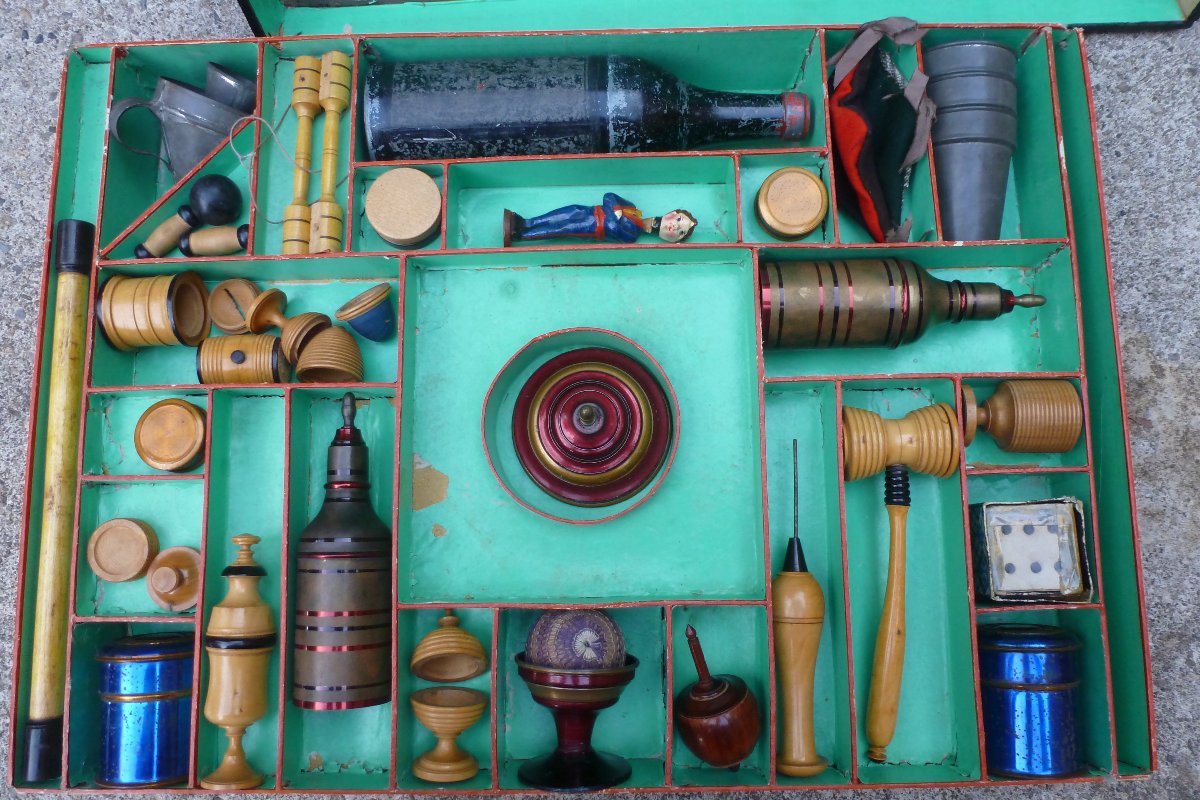 Magician's Case, Circa 1860-photo-1