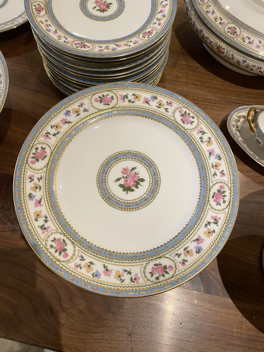 Limoges 84-piece Dinner Service -photo-4