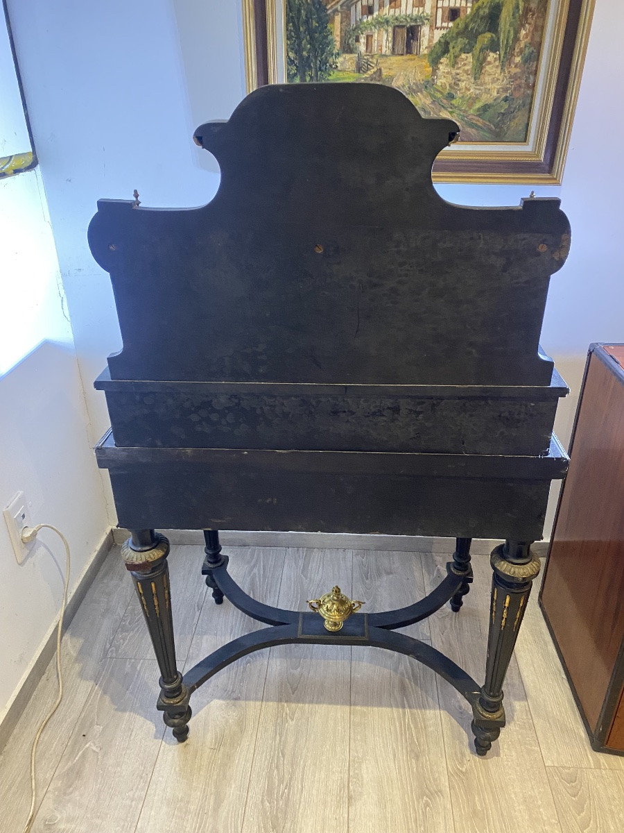 Napoleon III Desk -photo-3