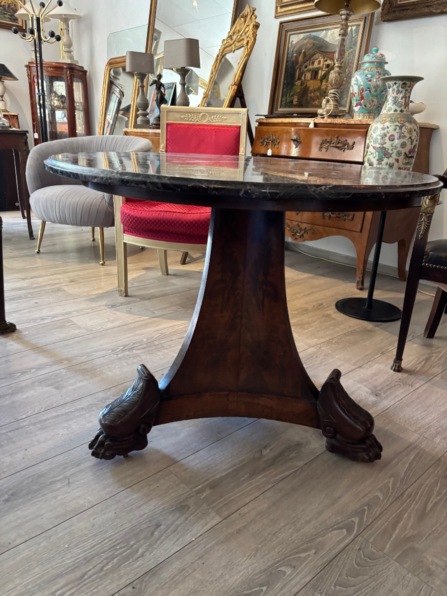 Pedestal Table 19 Iem-photo-1