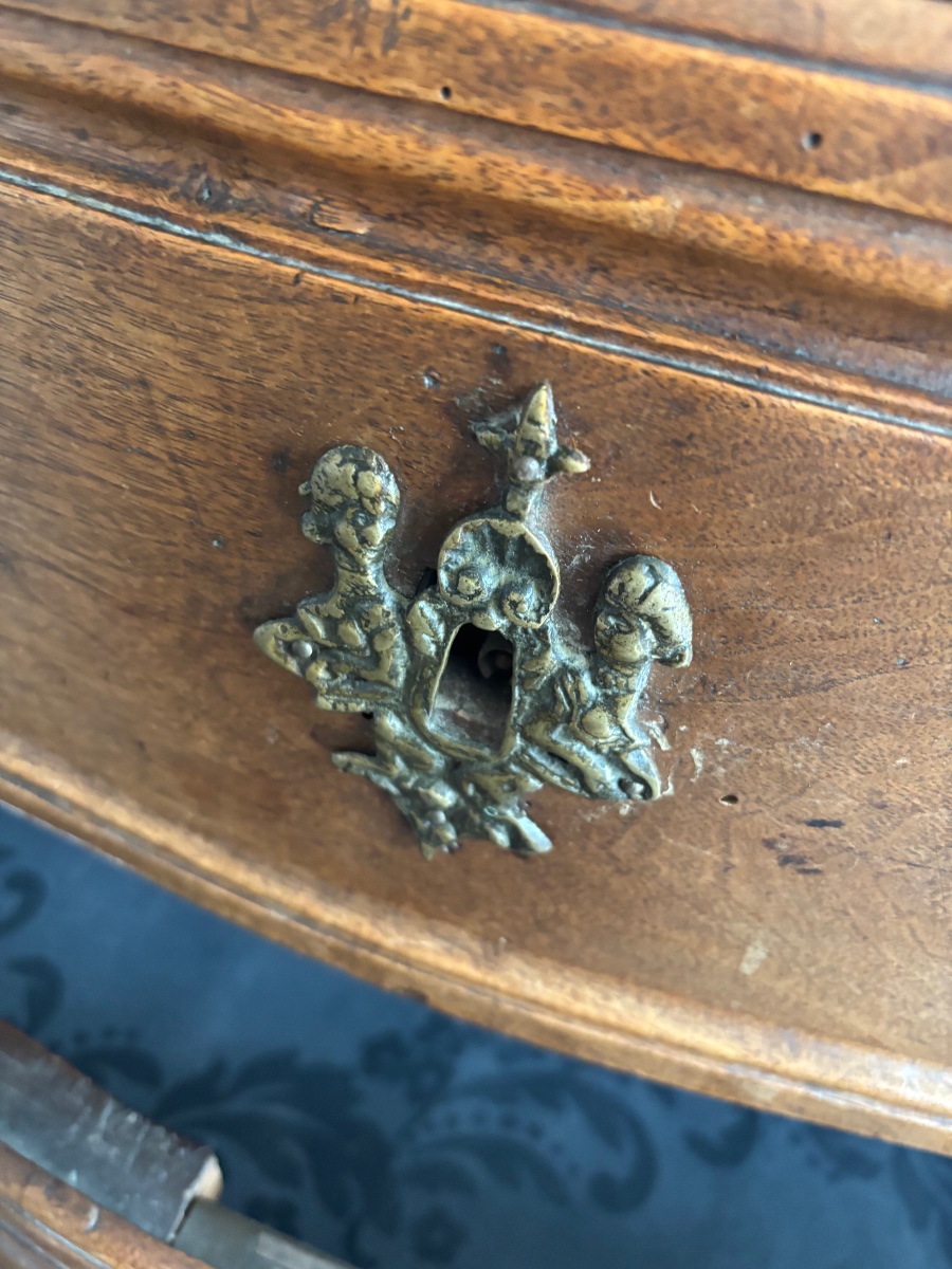 18th-century Lyon-style Chest Of Drawers, Walnut   -photo-4