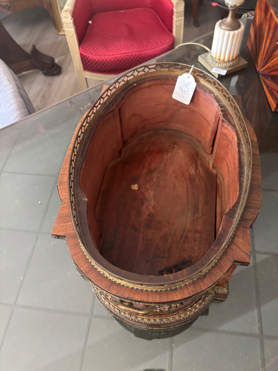 Marquetry Planter -photo-4