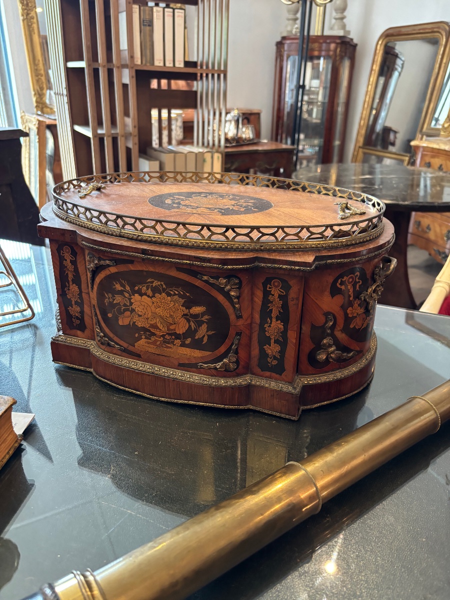 Marquetry Planter 