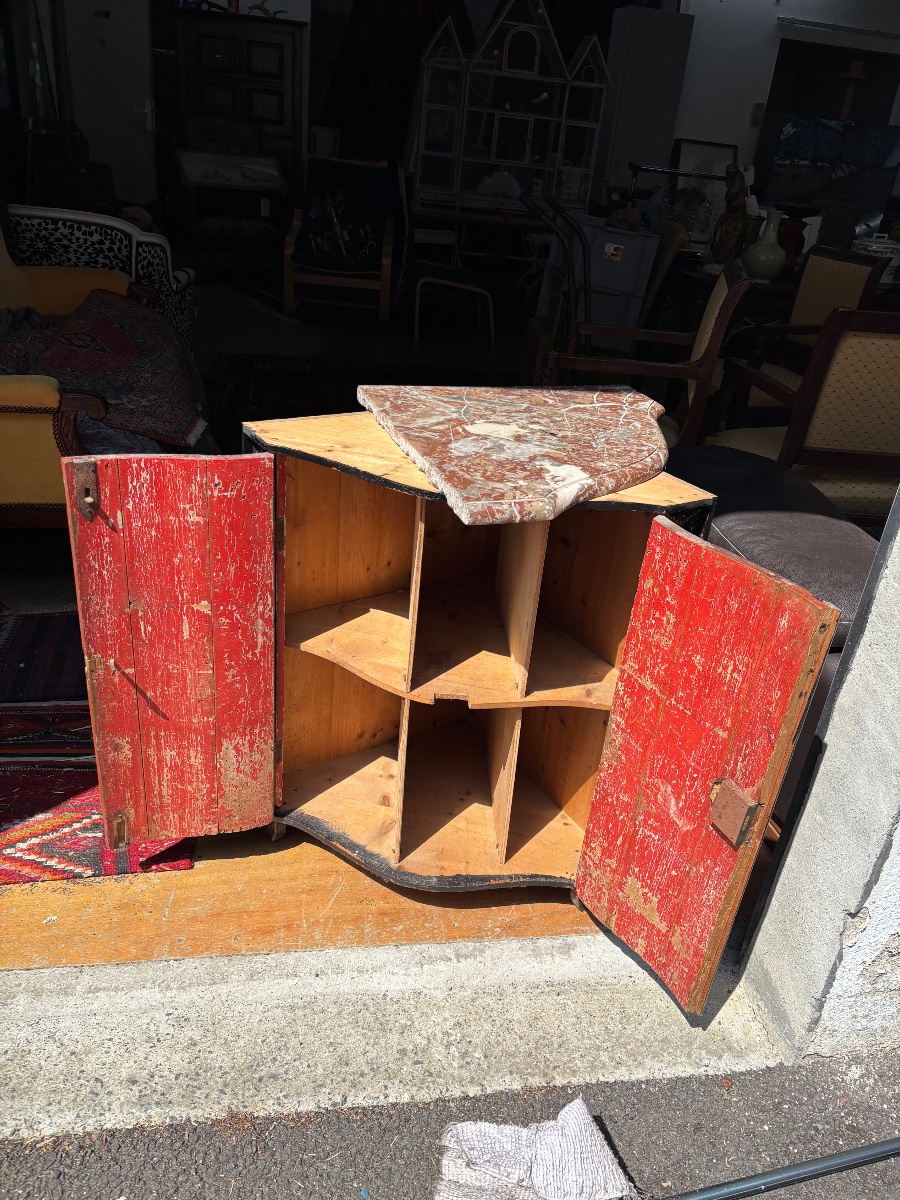 Small Lacquered Corner Cabinet From The Early 19th Century, In Need Of Restoration -photo-4