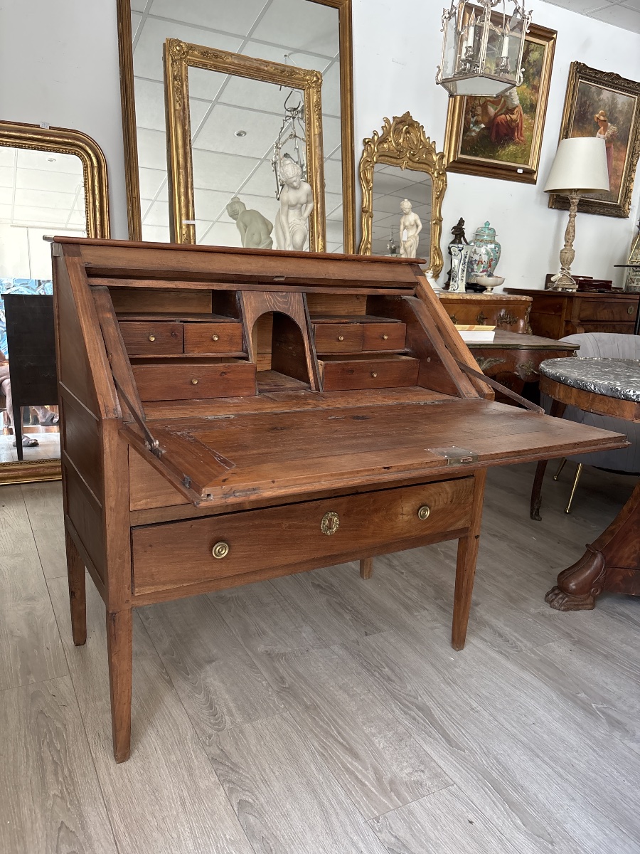 Solid Light-colored Fruitwood Slanted Desk, No. 19 -photo-3