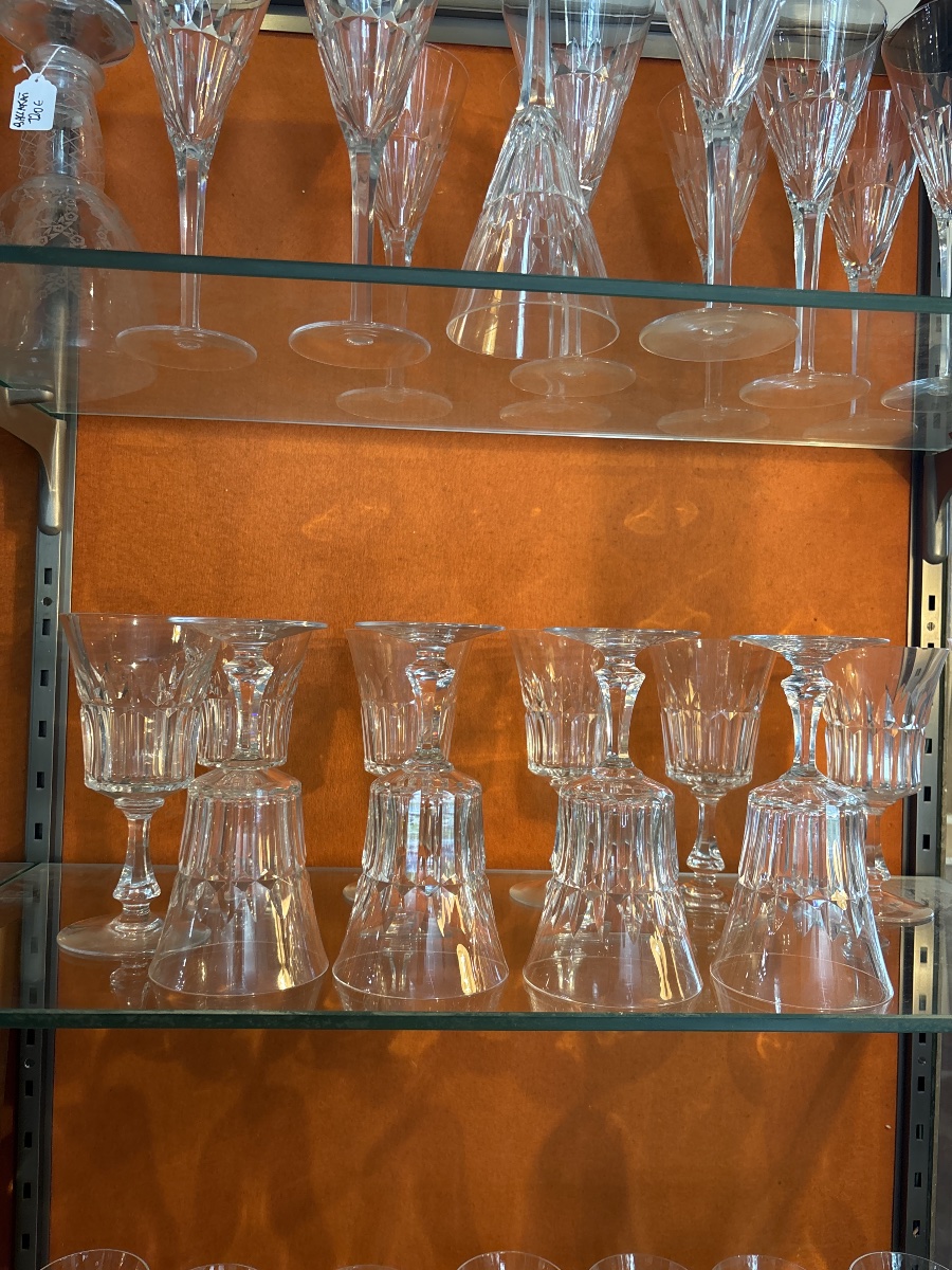Baccarat 7 verres eau + 4 avec ébréchures offerts -photo-4