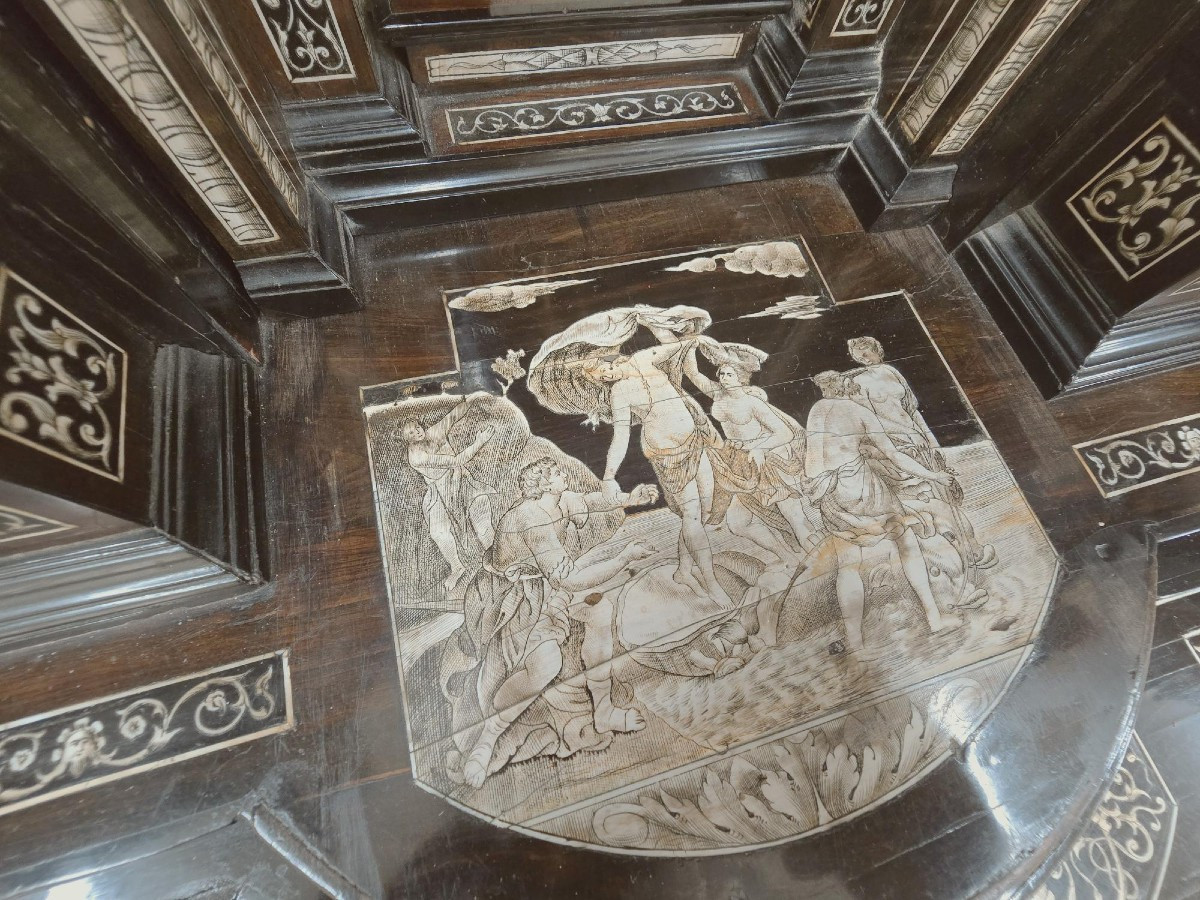Exceptional And Rare Italian Cabinet-photo-5