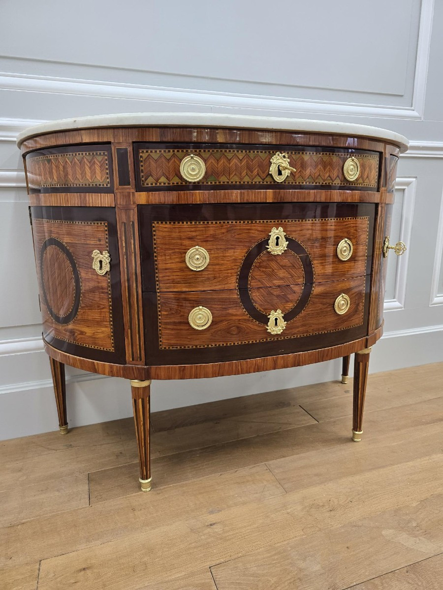 Commode Demi-lune d'époque Louis XVI