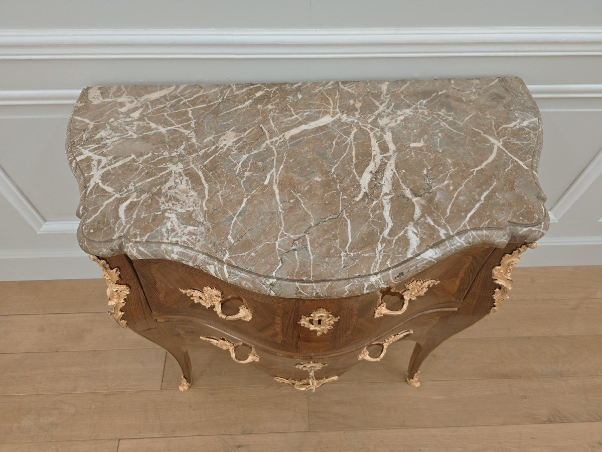 Commode d'époque Louis XV estampillée Demoulin-photo-4