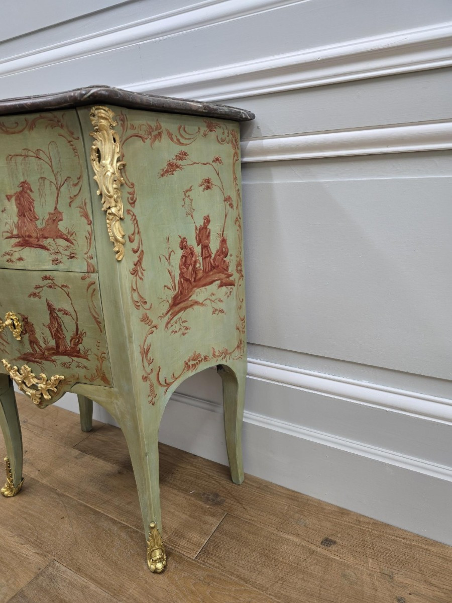 Petite commode peinte d'époque Louis XV estampillée Criaerd-photo-1