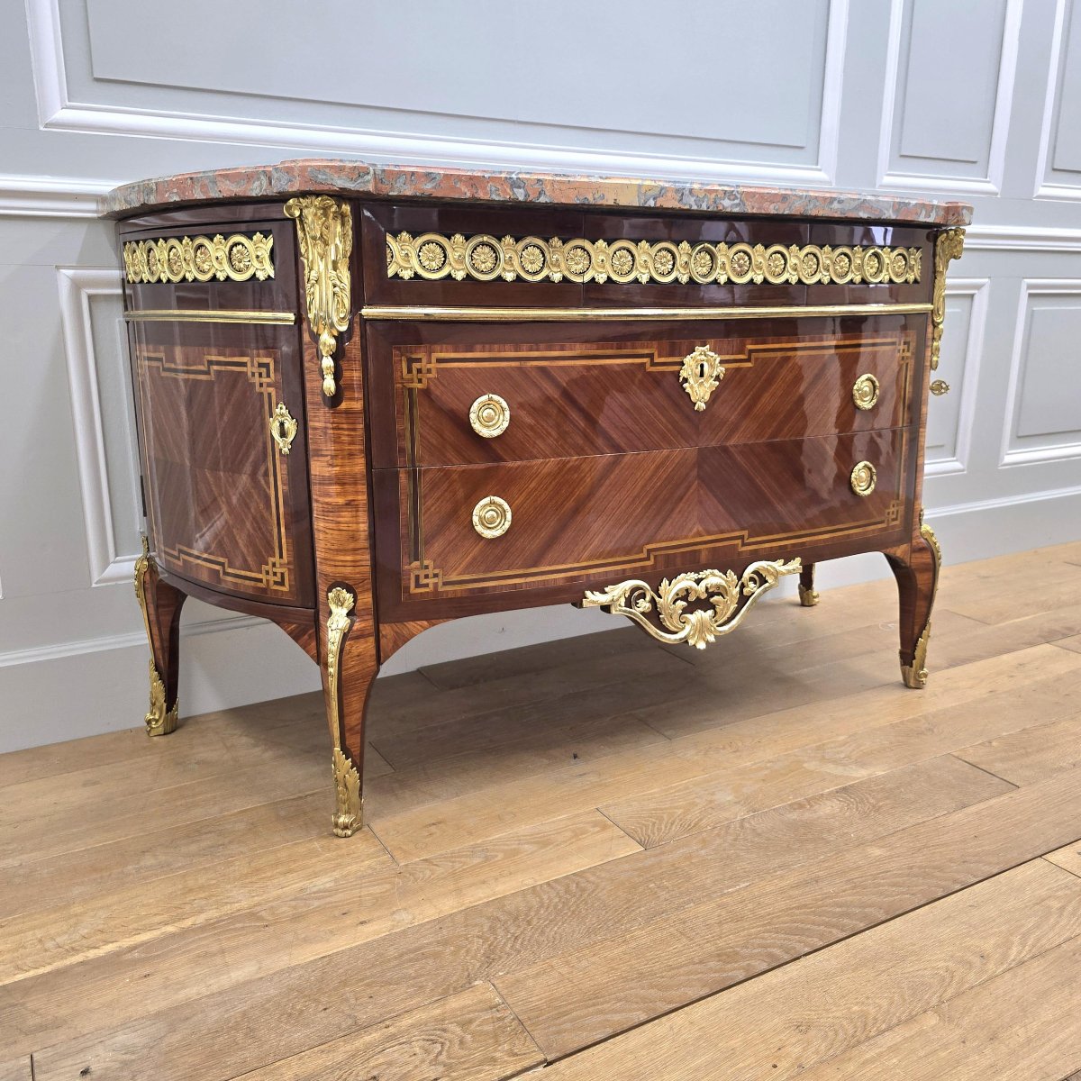 Commode d'époque Transition estampillée RVCL