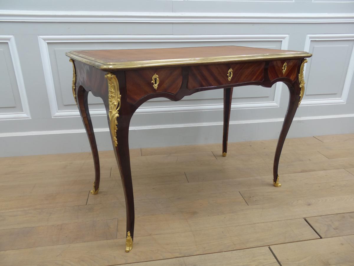 Louis XV Desk-photo-1
