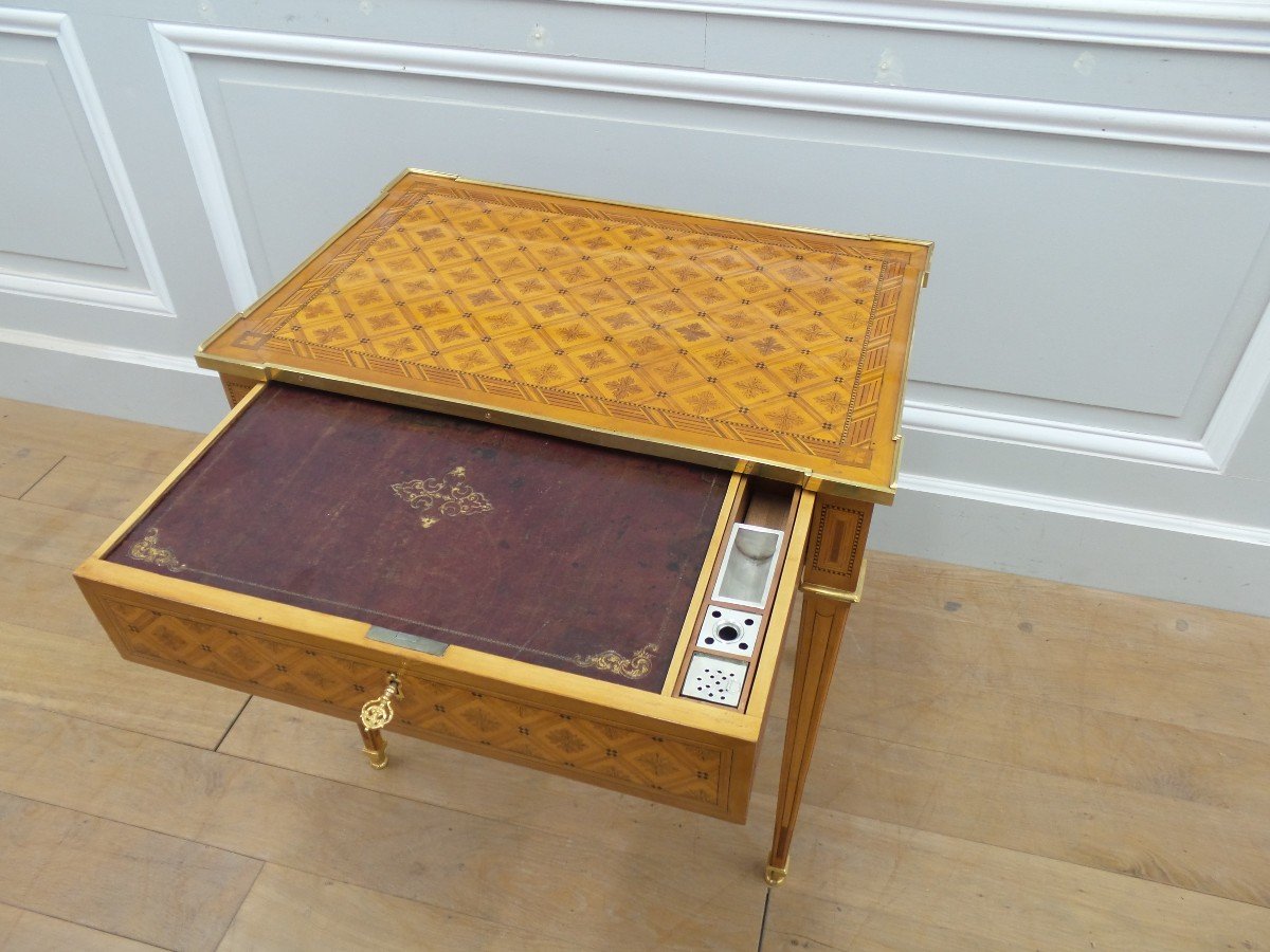 Louis XVI Period Table-photo-1