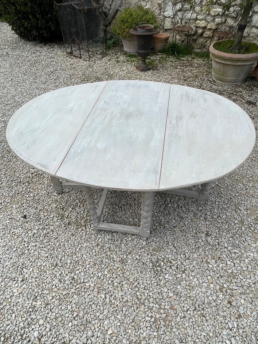 Patinated Oval Table-photo-3