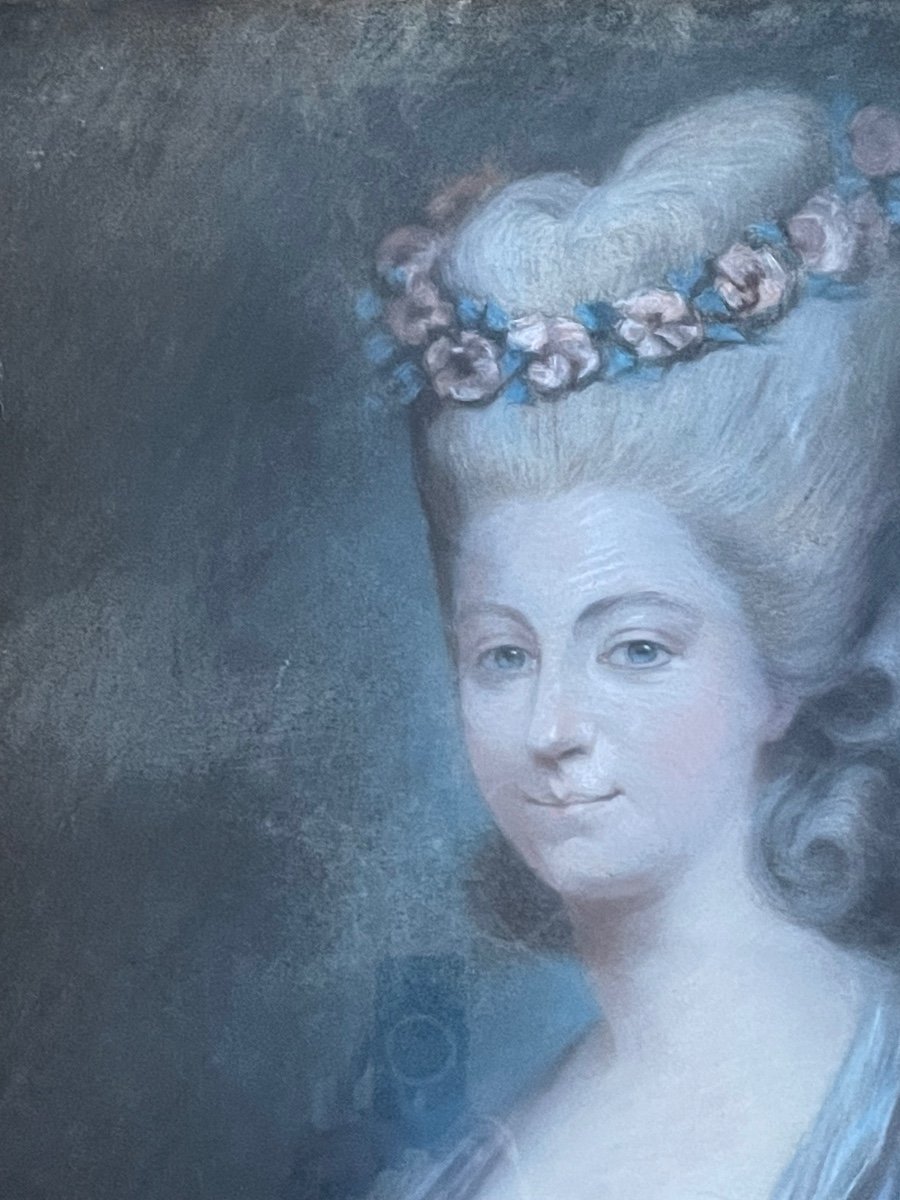 Large Pastel Of A Woman In The 18th Century -photo-5