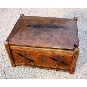 Grand Coffret Auvergnat. Art Populaire. 1838