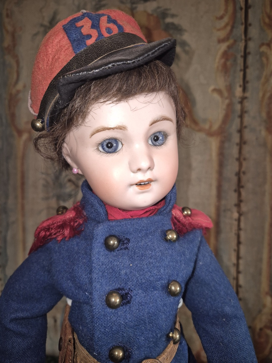 Poupée SFBJ, moule 230, taille 8, en costume militaire d'origine-photo-4