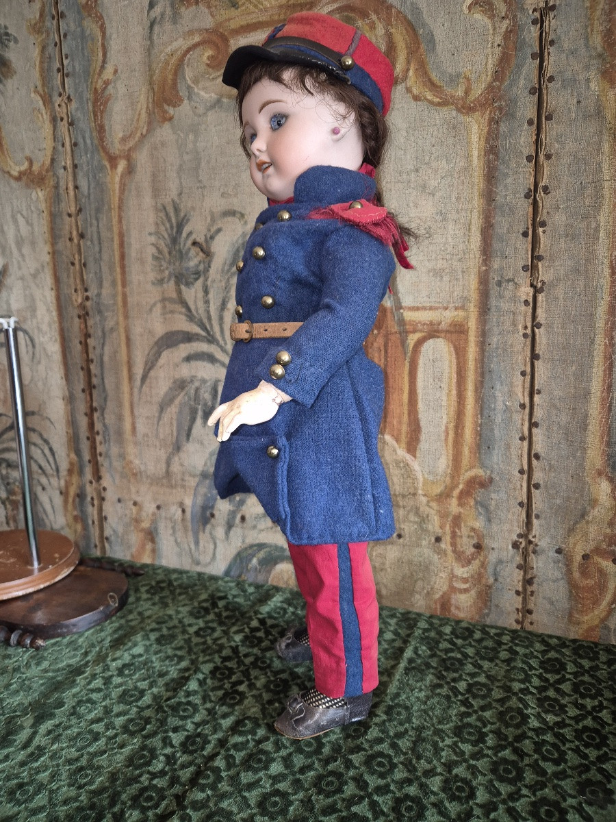 Poupée SFBJ, moule 230, taille 8, en costume militaire d'origine-photo-1