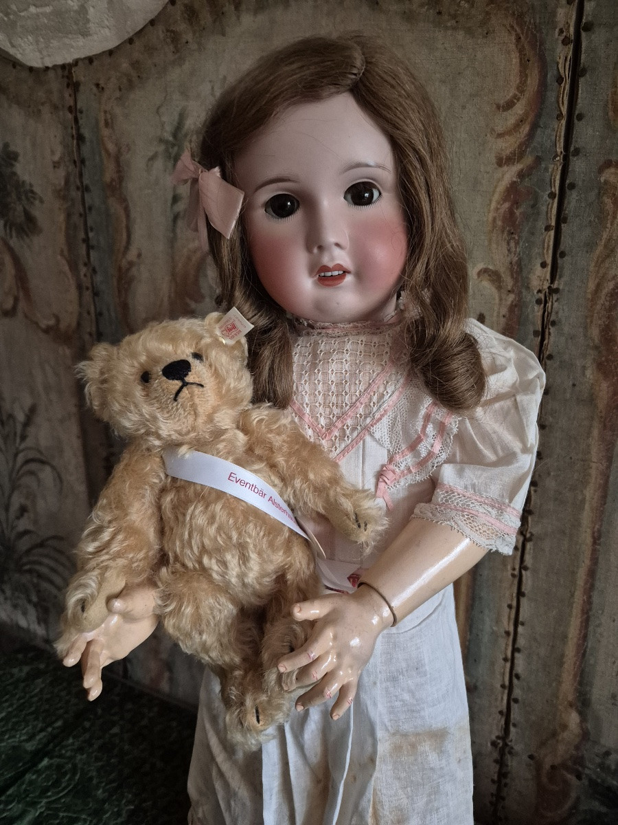 Antique French Sfbj Doll, "jumeau Mold," In Size 13, In Her Original Box-photo-4