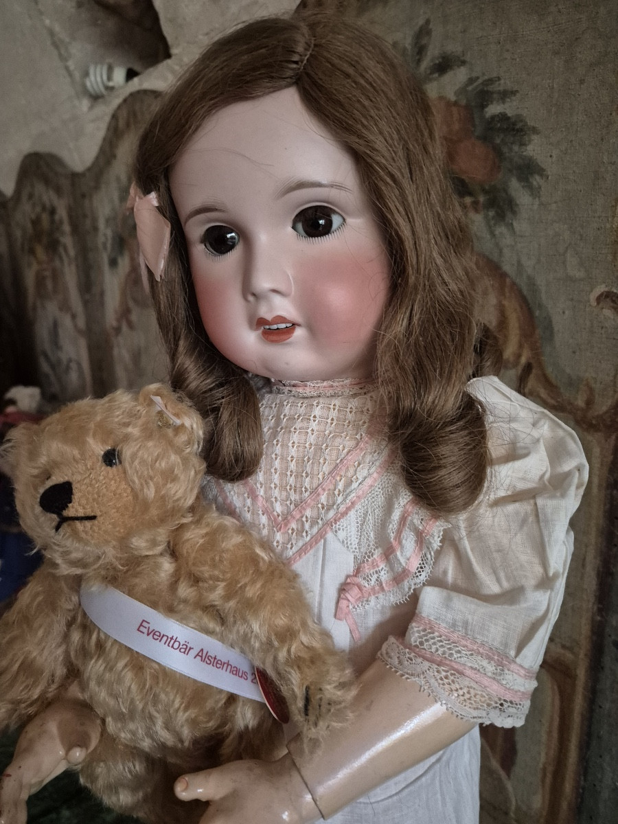Antique French Sfbj Doll, "jumeau Mold," In Size 13, In Her Original Box