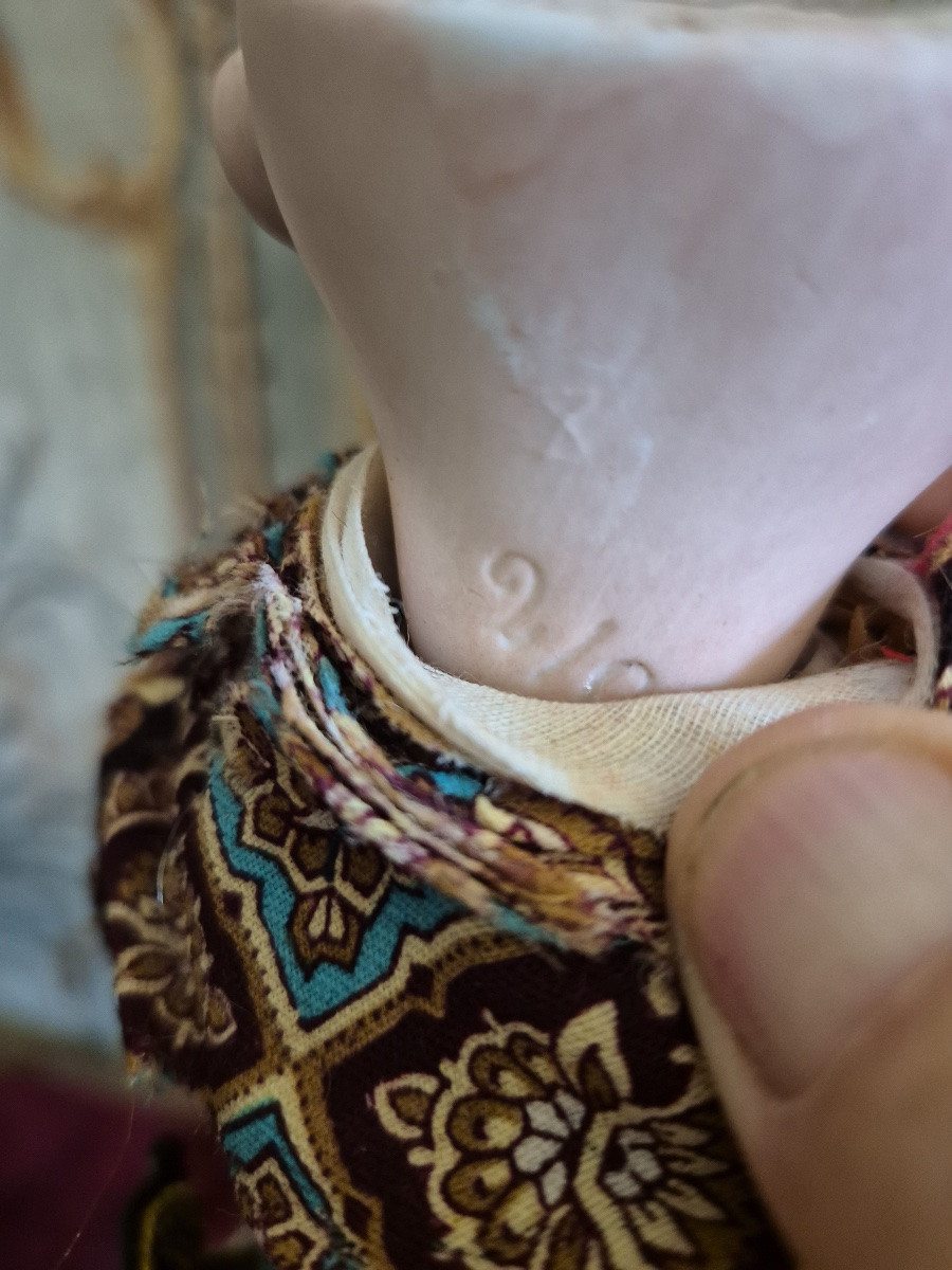 Couple de poupées folkloriques -photo-1