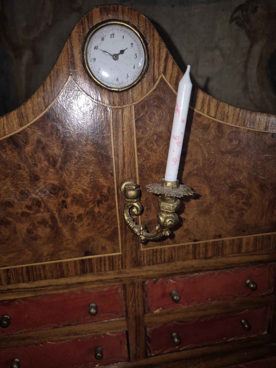 Louis XV-style Cabinet With Marquetry-photo-2