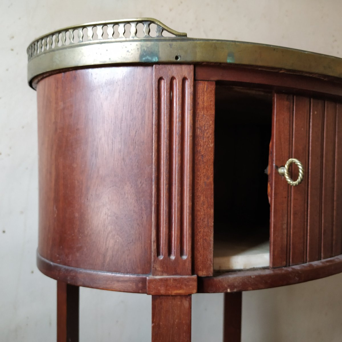 TABLE TAMBOUR ATTRIBUEE A JEAN-FRANCOIS DUBUT D'EPOQUE LOUIS XVI-photo-2