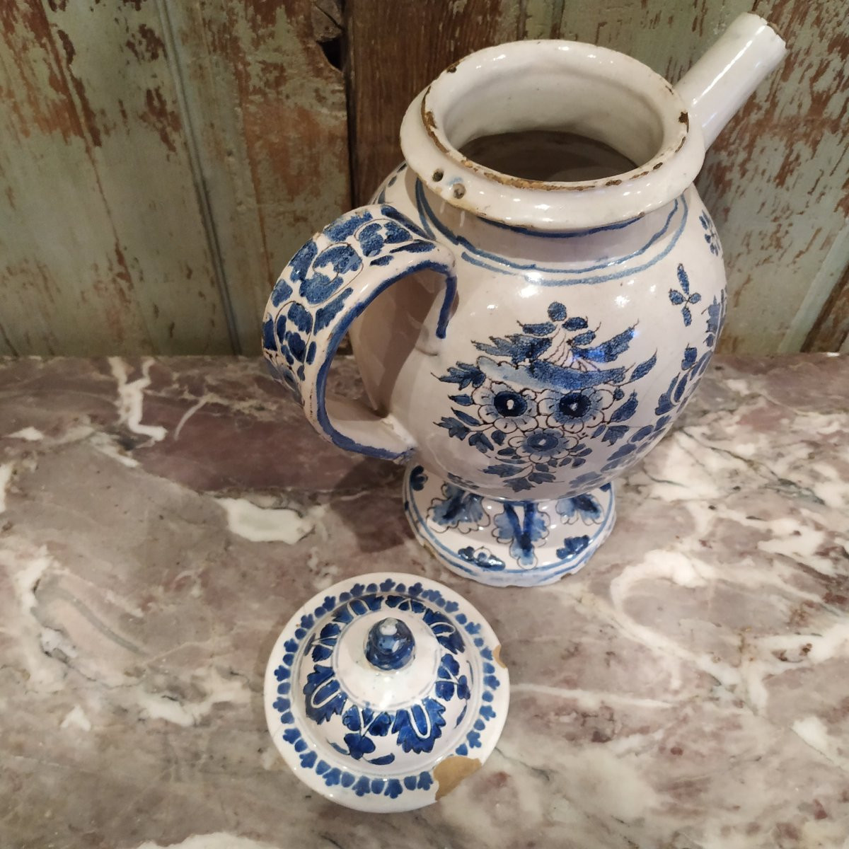 Nevers Goat From The Late 17th Century -photo-4