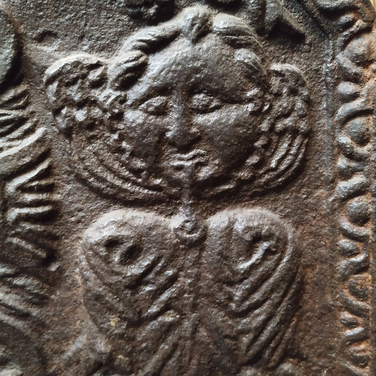 17th Century Fireplace Plaque With The Coat Of Arms Of France And Navarre-photo-2