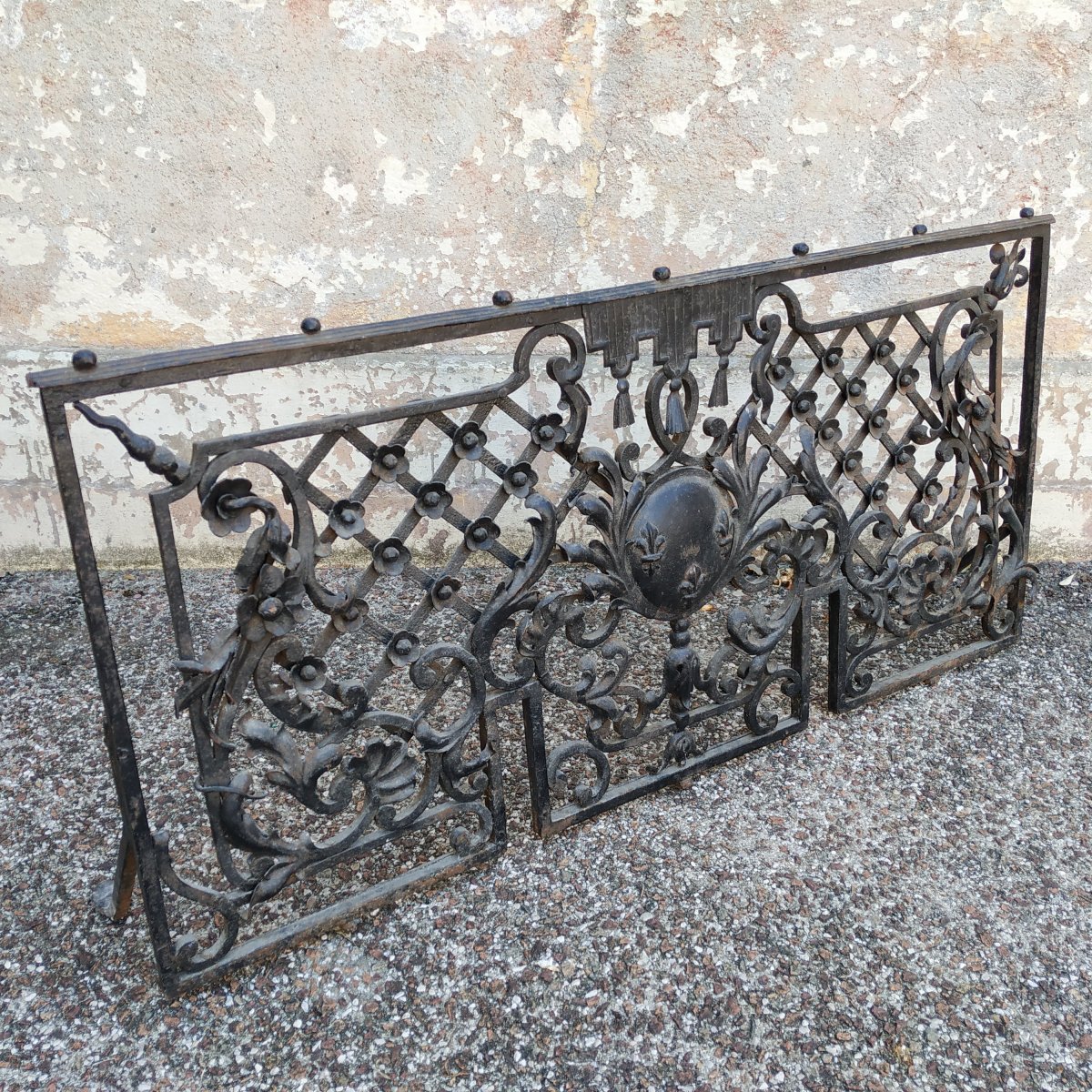 Vintage Louis XIV Spark Arrestor-photo-3