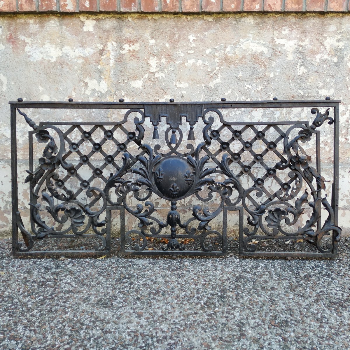 Vintage Louis XIV Spark Arrestor