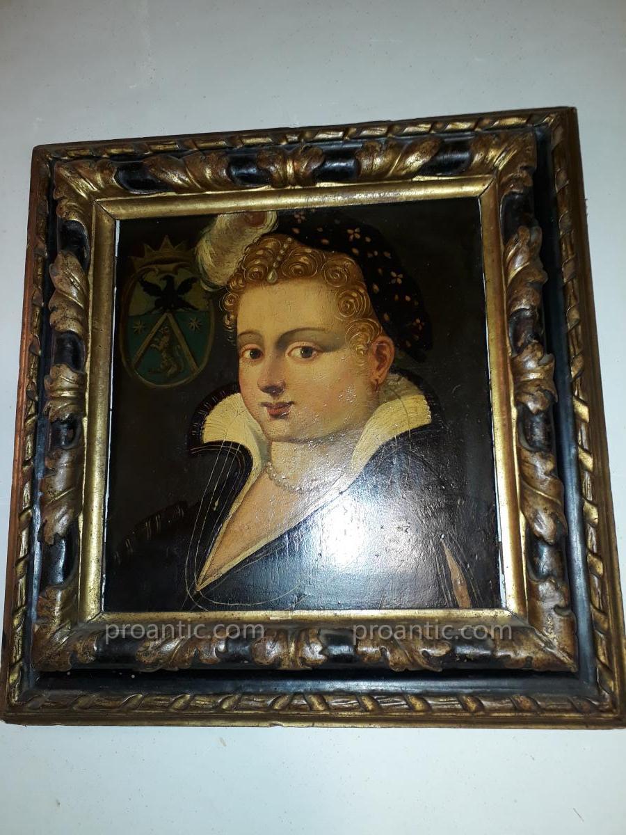Portrait  17ème HSP Jeune femme au collier de perles !-photo-2