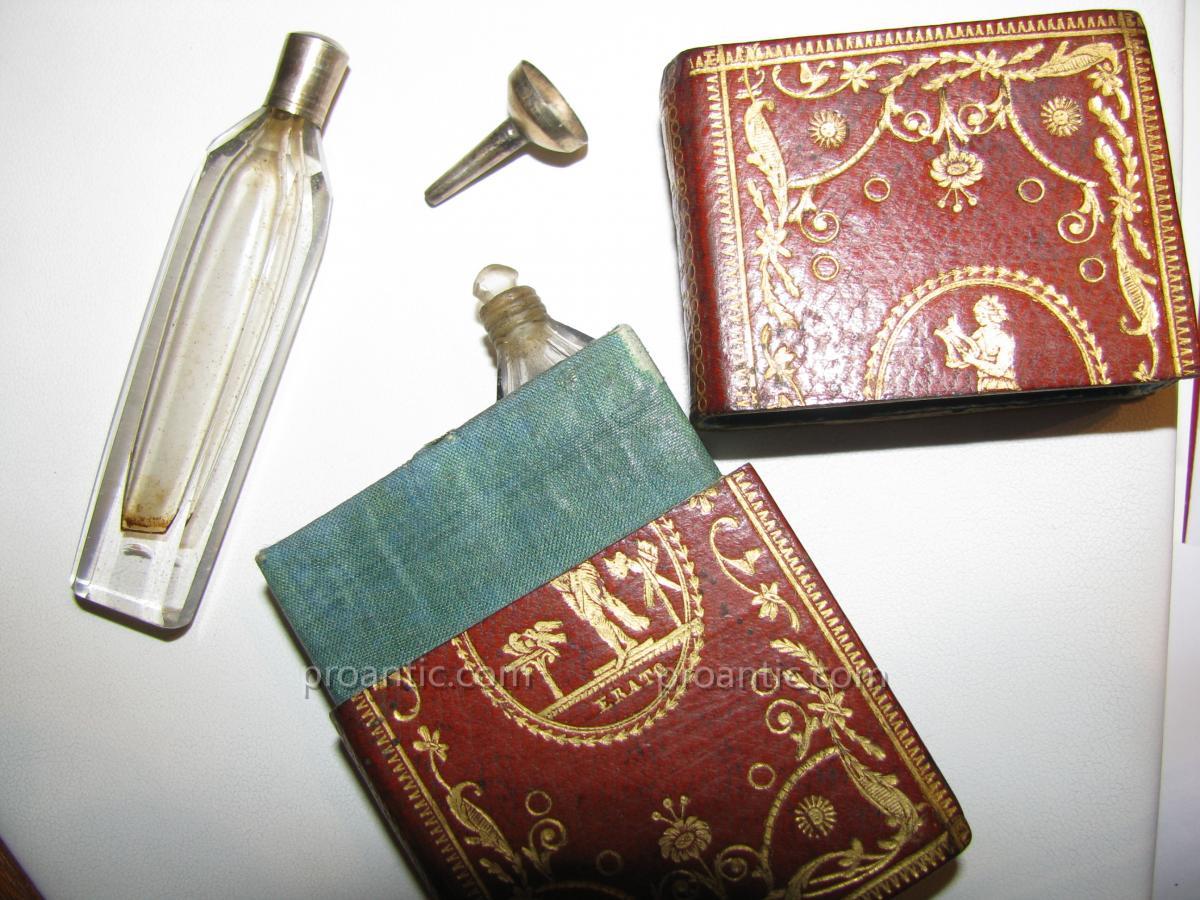 Écrin A Sels & Parfum En Trompe l’œil De Livre 18ème-photo-2