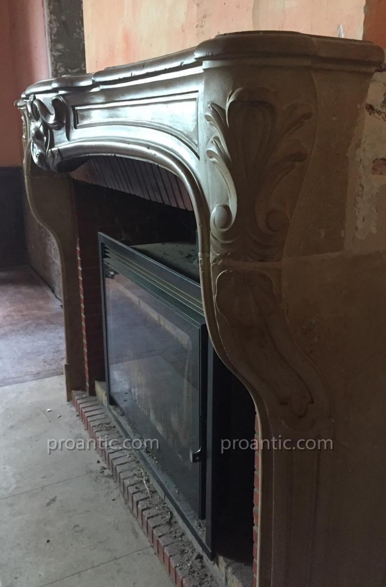 Burgundy Stone Marble Fireplace From Burgundy. Louis XV Period-photo-8