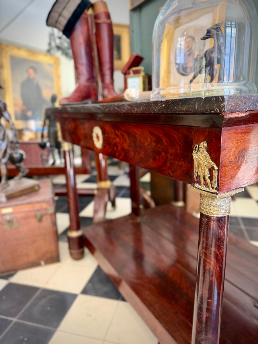 Console d’époque Empire en acajou, bronzes dorés aux guerriers et marbre gris – début XIXe-photo-2